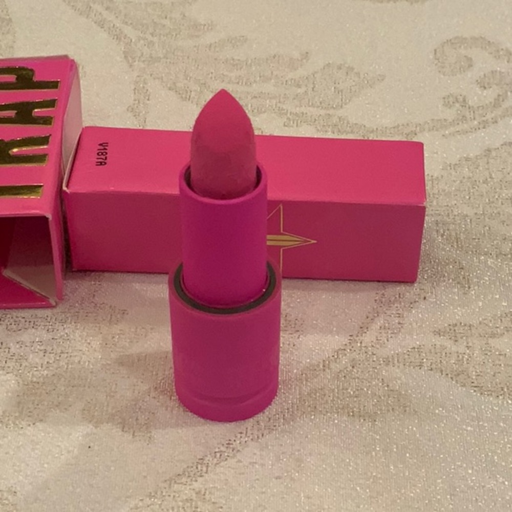 NEW Jeffree Star Velvet Trap lipstick, Pink Messiah